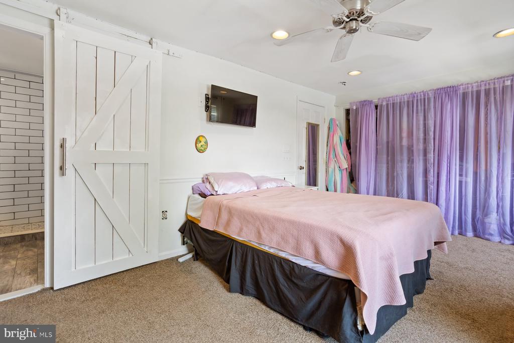 107 COLONY COURT