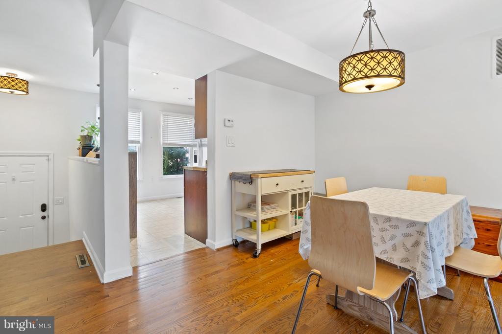 107 COLONY COURT