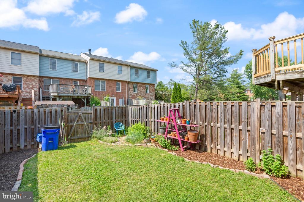 107 COLONY COURT