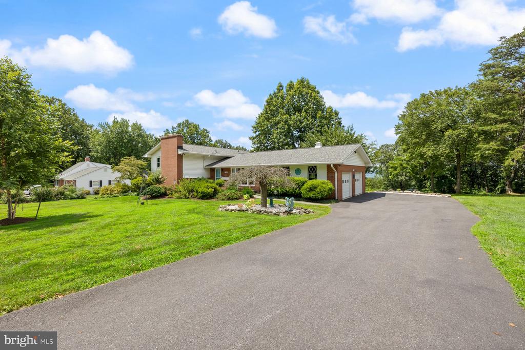7718 RIDGE ROAD