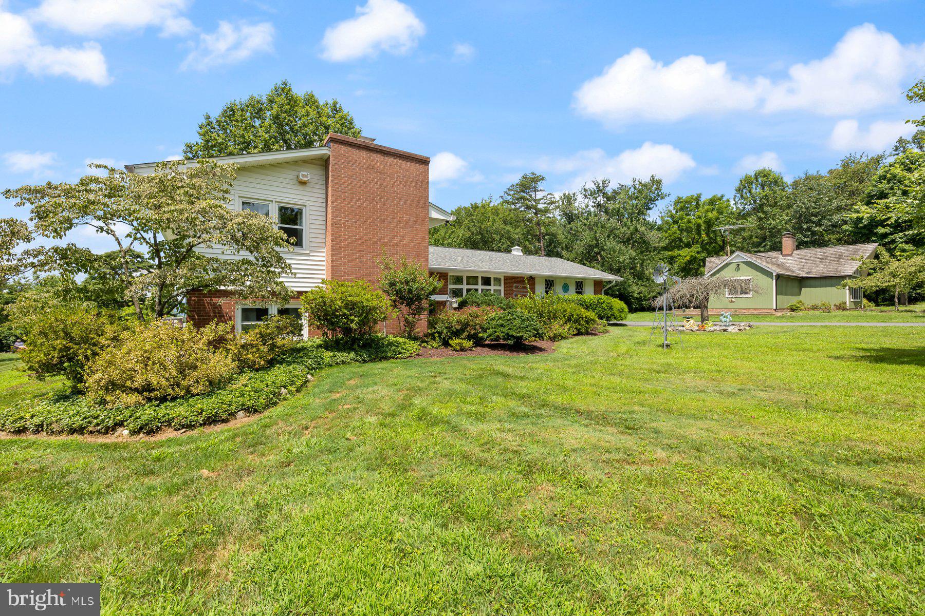 7718 RIDGE ROAD