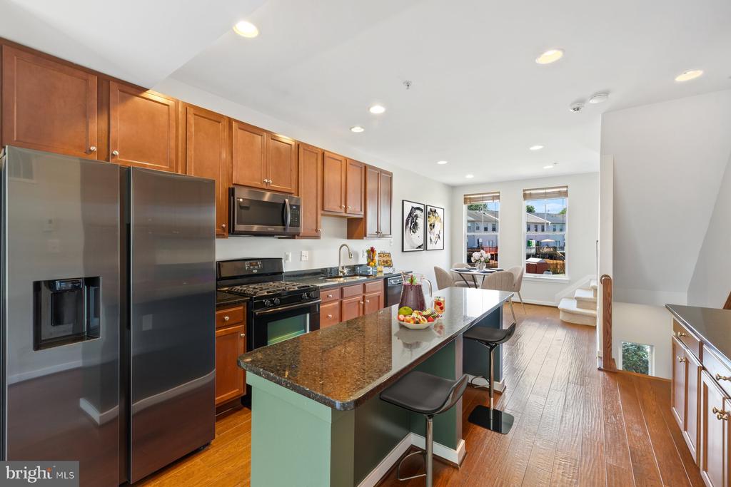1418 LAUREL WOOD WAY 79