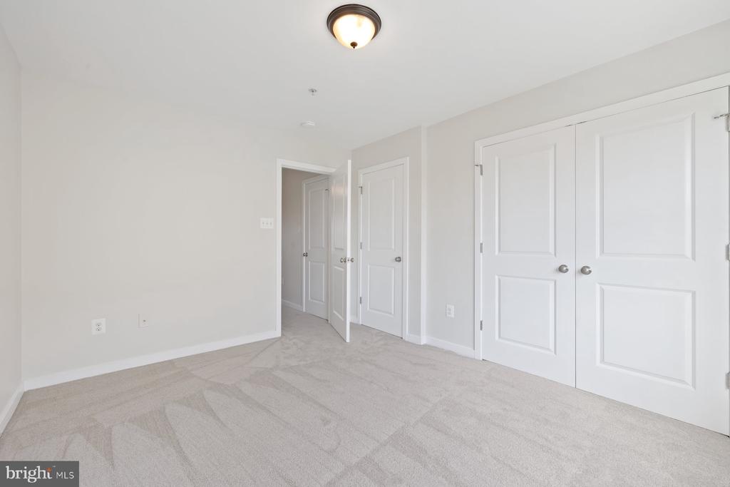 1418 LAUREL WOOD WAY 79