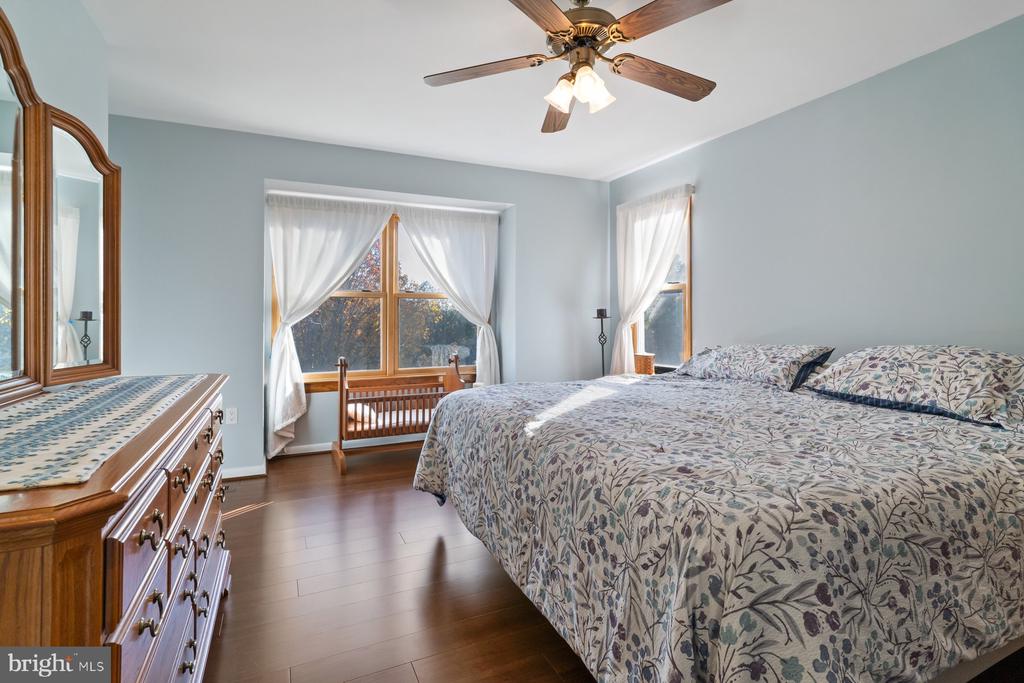3298 SOLSTICE COURT