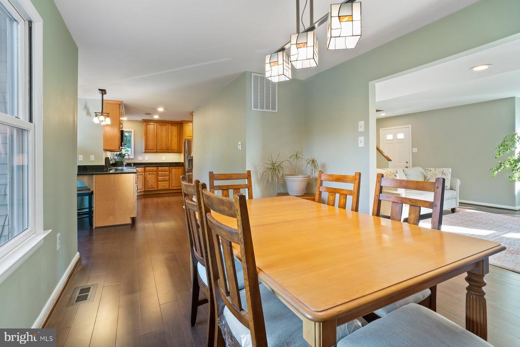 3298 SOLSTICE COURT