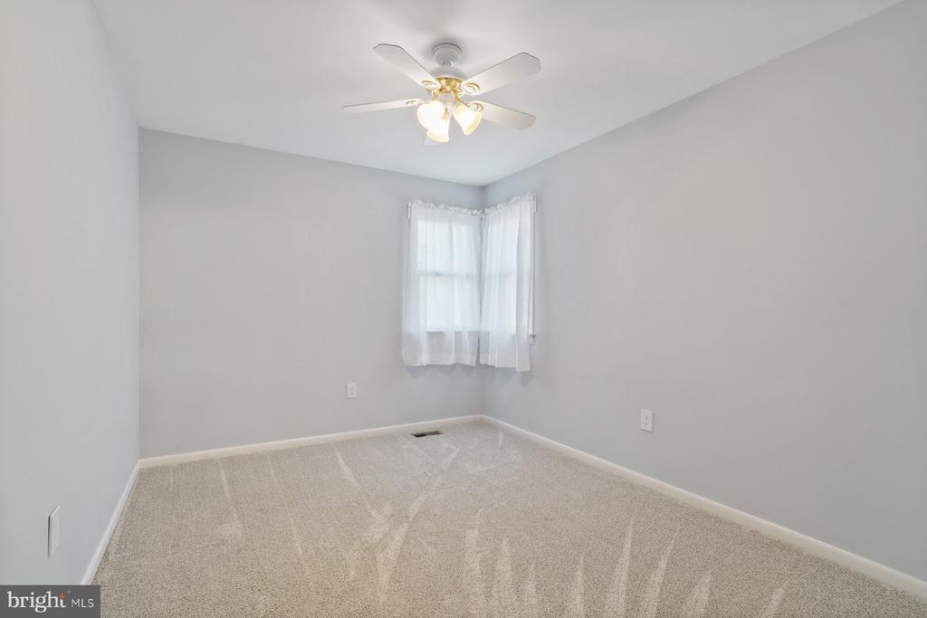 3298 SOLSTICE COURT