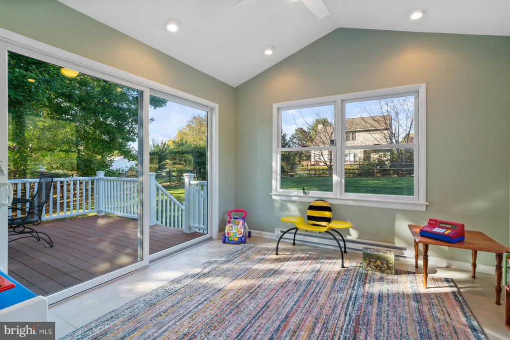 3298 SOLSTICE COURT