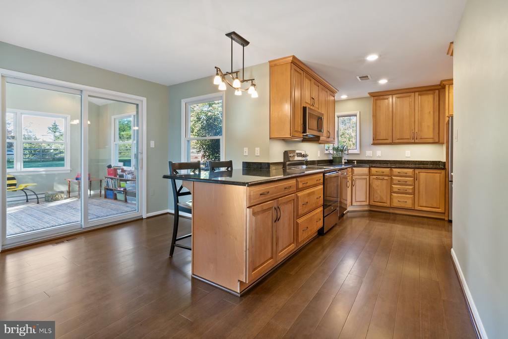 3298 SOLSTICE COURT
