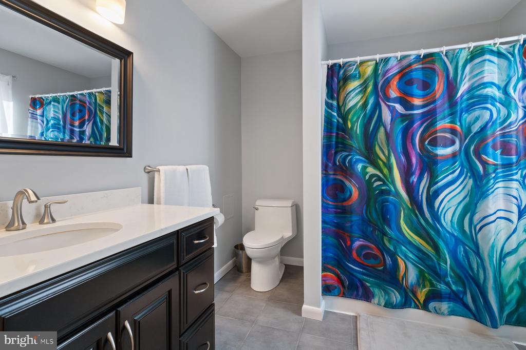 3298 SOLSTICE COURT