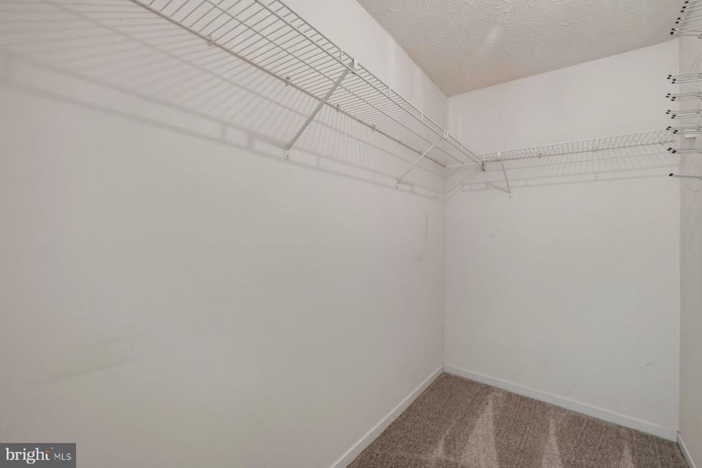 2713 JAY BIRD COURT