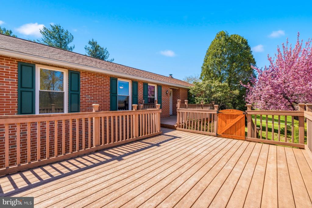 2713 JAY BIRD COURT