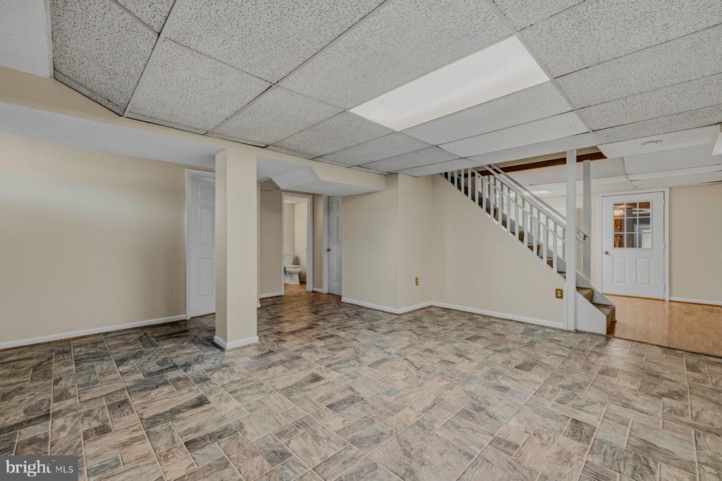 2713 JAY BIRD COURT