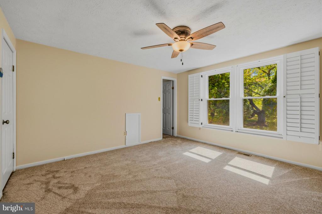 2713 JAY BIRD COURT