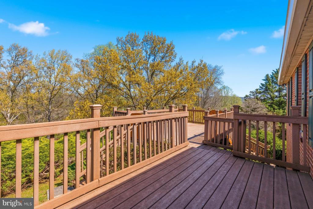 2713 JAY BIRD COURT