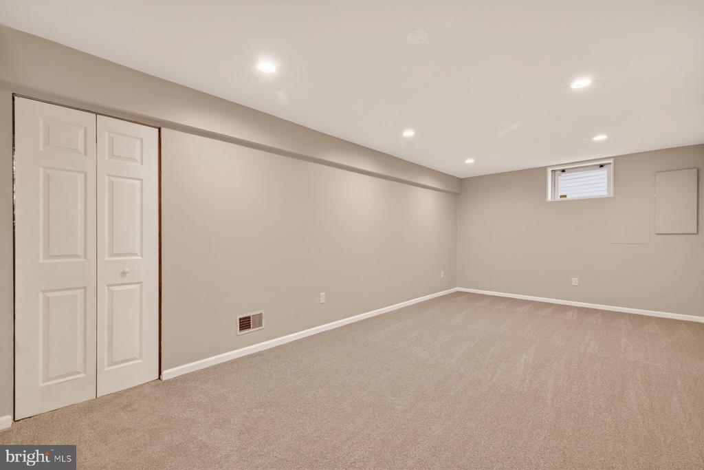 11132 WORCHESTER DRIVE