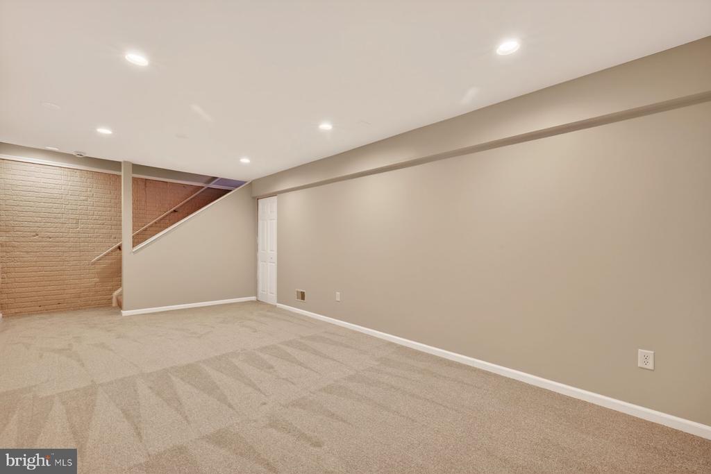 11132 WORCHESTER DRIVE