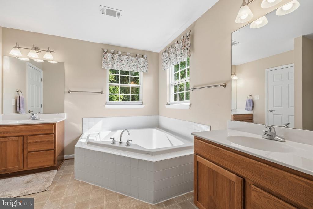 11223 DUBLIN ROAD