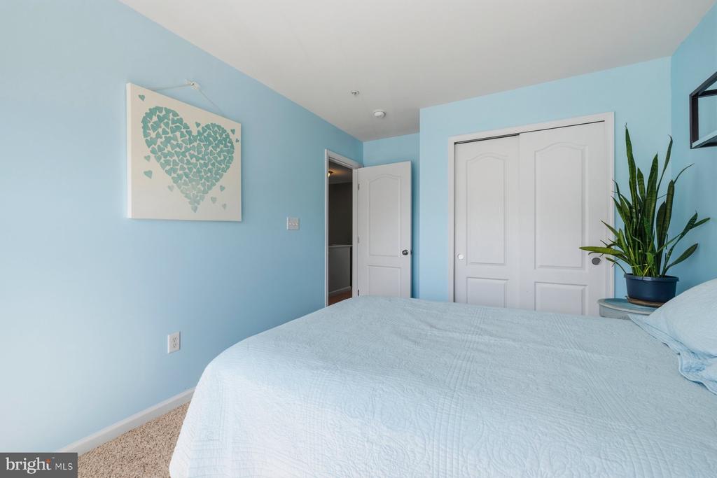 6393 BETTY LINTON LANE