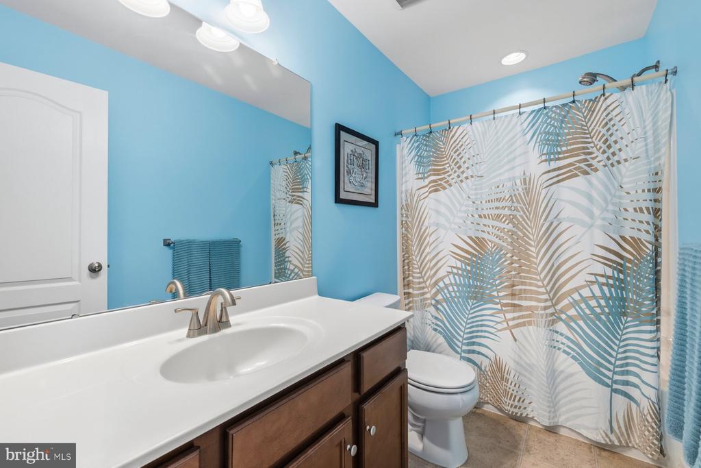 6393 BETTY LINTON LANE