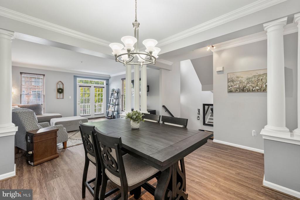 2414 RIPPLING BROOK ROAD