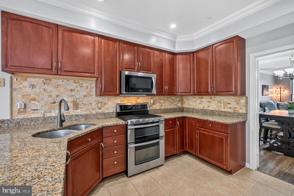 2414 RIPPLING BROOK ROAD