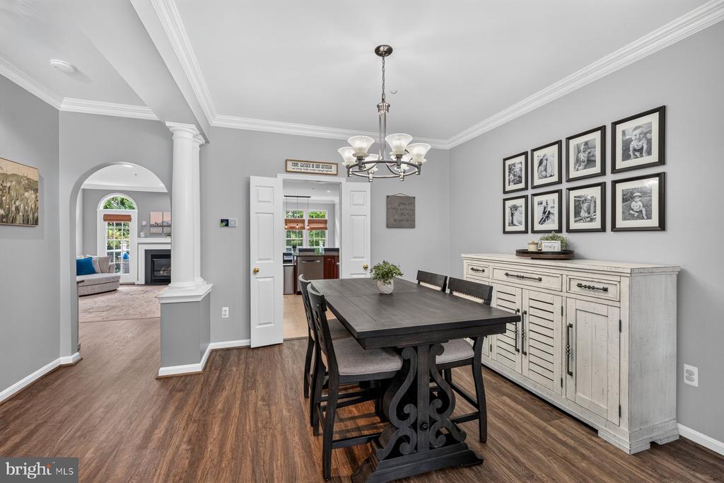 2414 RIPPLING BROOK ROAD