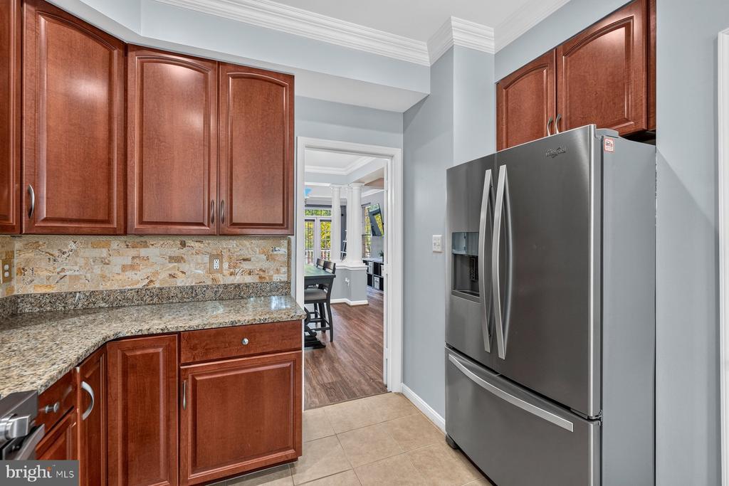 2414 RIPPLING BROOK ROAD