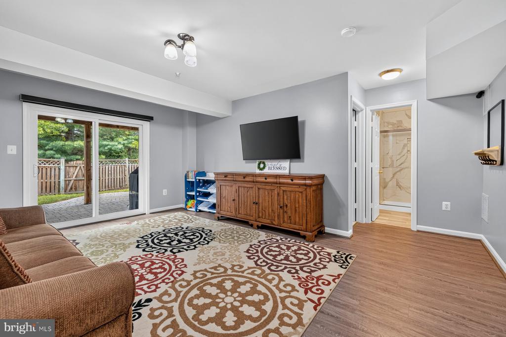2414 RIPPLING BROOK ROAD