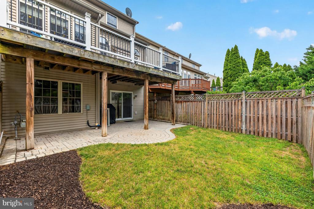 2414 RIPPLING BROOK ROAD