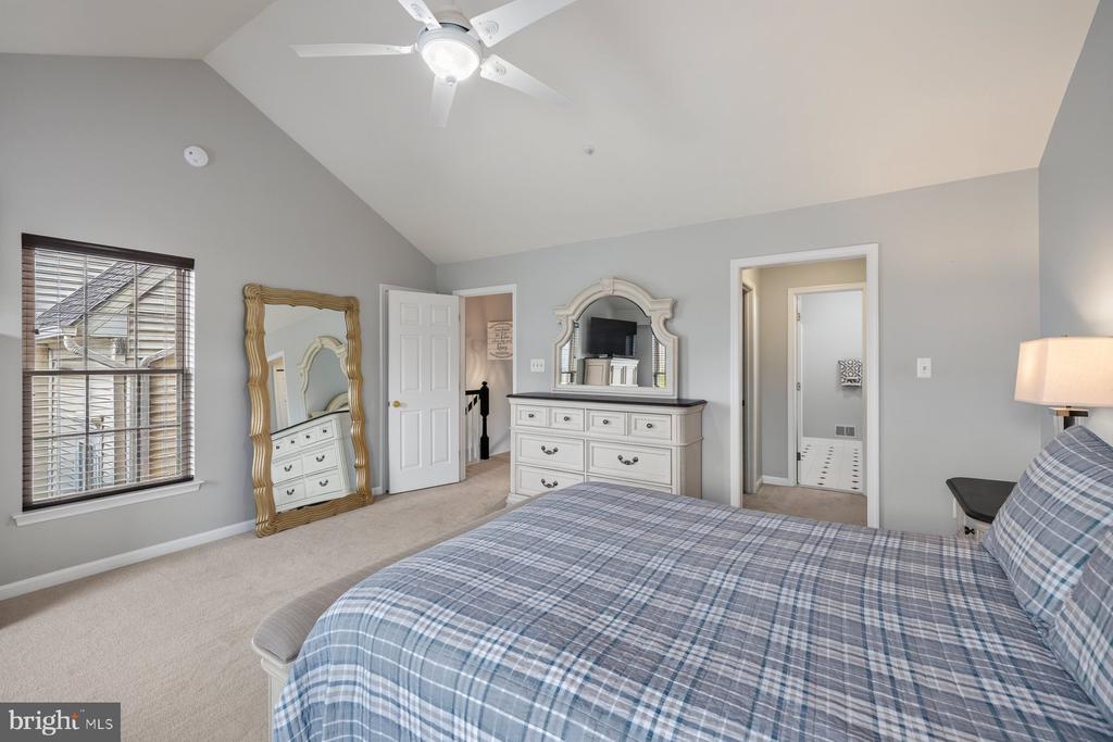 2414 RIPPLING BROOK ROAD