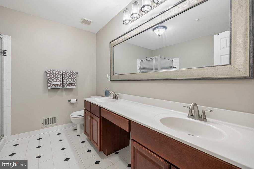 2414 RIPPLING BROOK ROAD