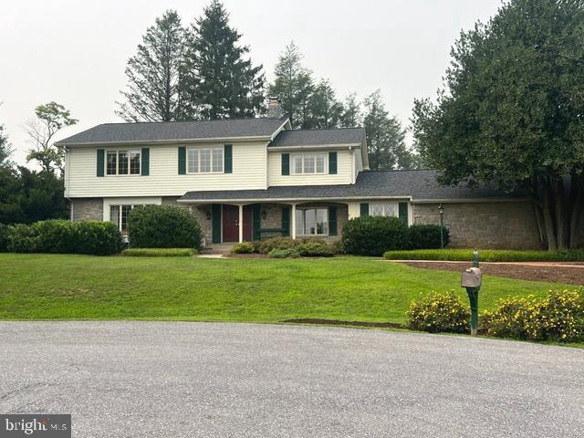 6916 SUMMERSWOOD DRIVE