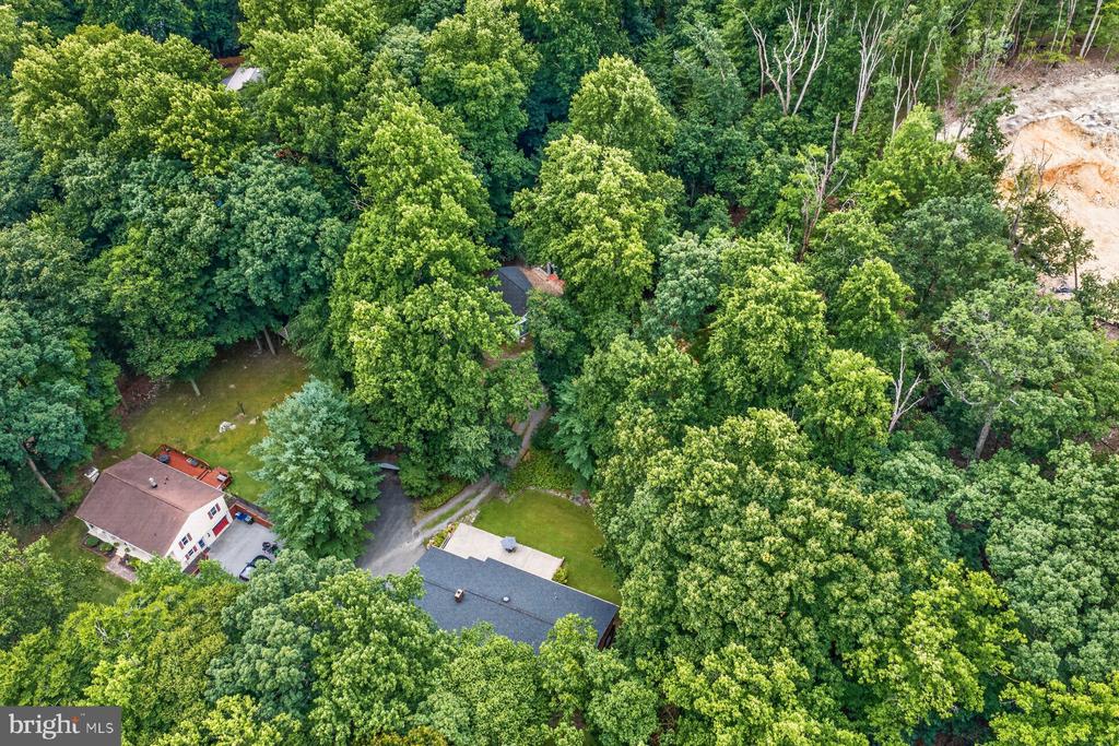 6406 WHITE OAK COURT