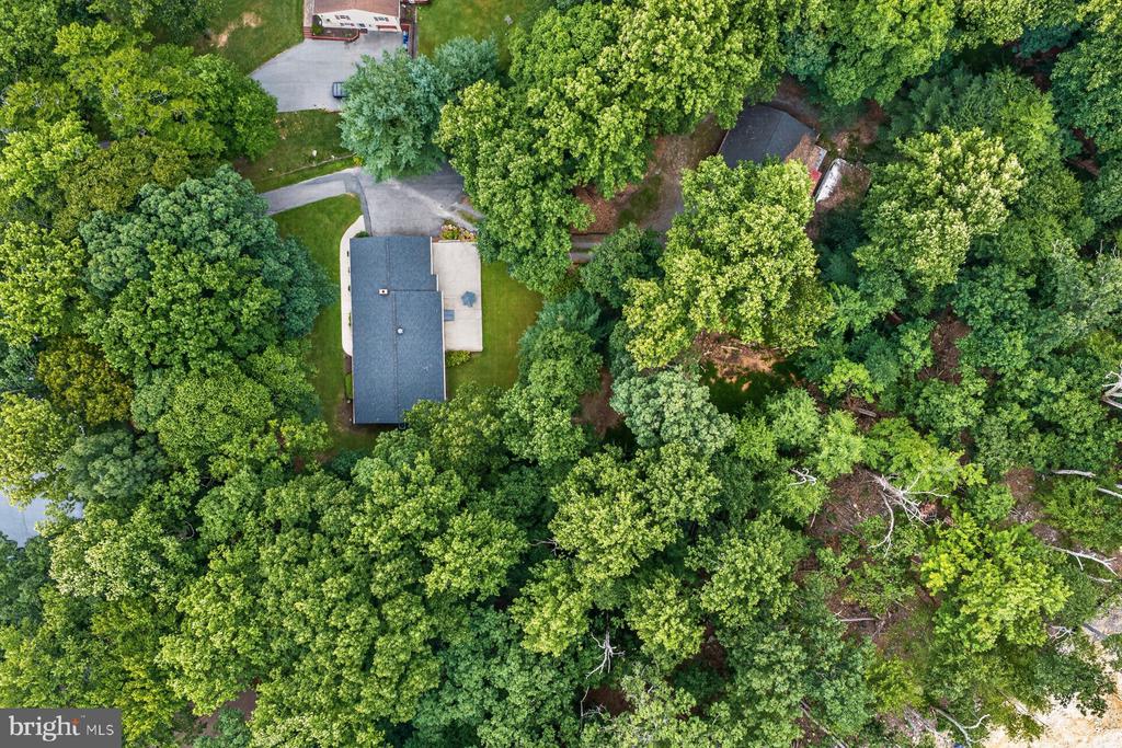 6406 WHITE OAK COURT