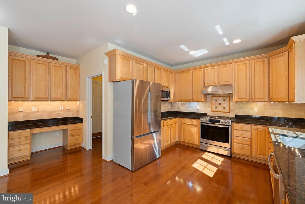 12307 HUNGERFORD MANOR COURT