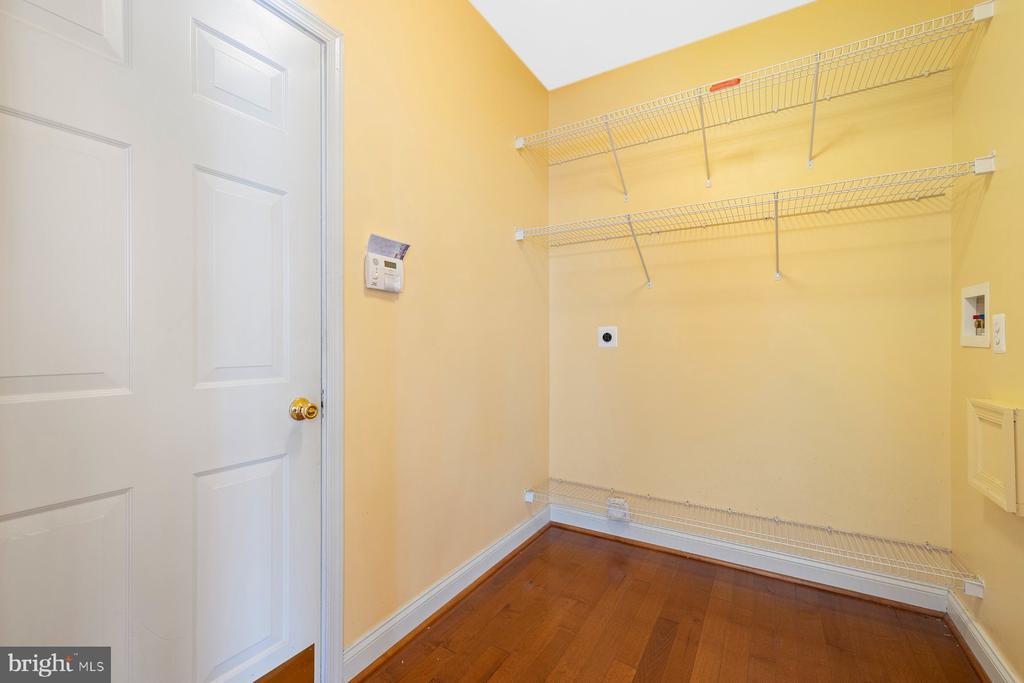 12307 HUNGERFORD MANOR COURT