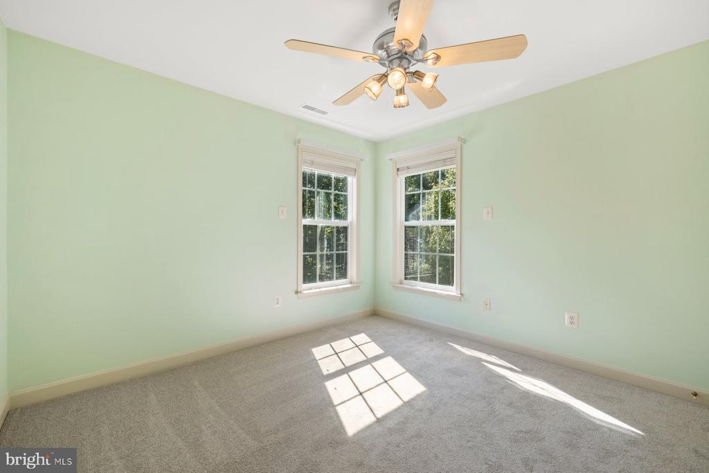 12307 HUNGERFORD MANOR COURT