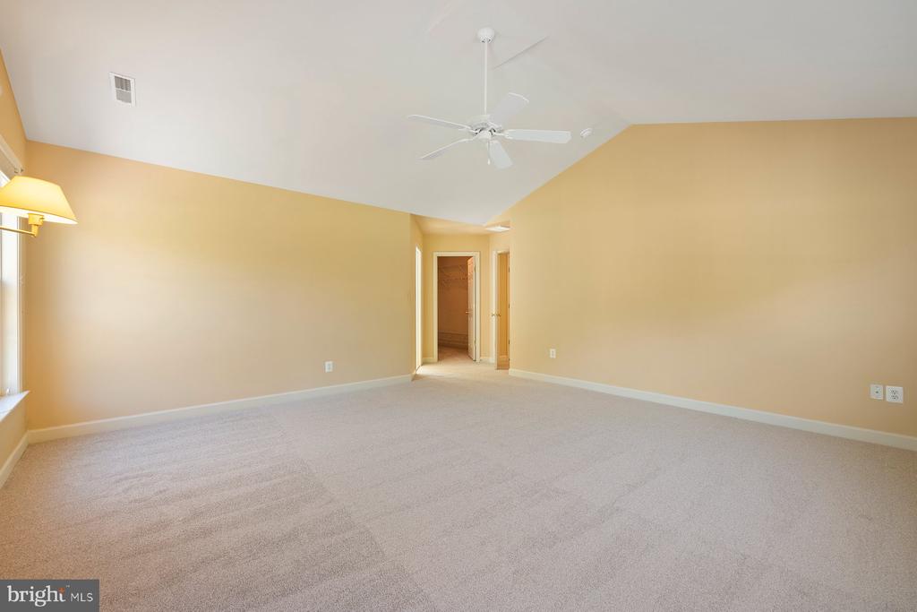 12307 HUNGERFORD MANOR COURT
