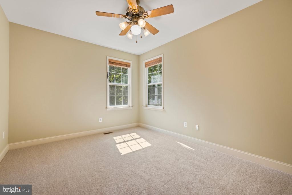 12307 HUNGERFORD MANOR COURT