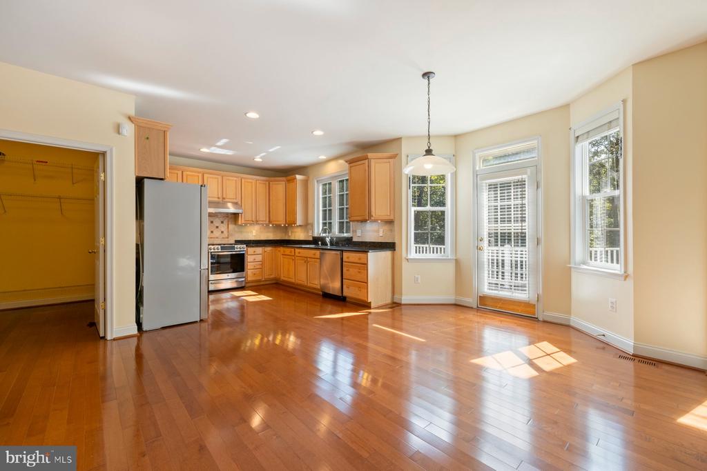 12307 HUNGERFORD MANOR COURT