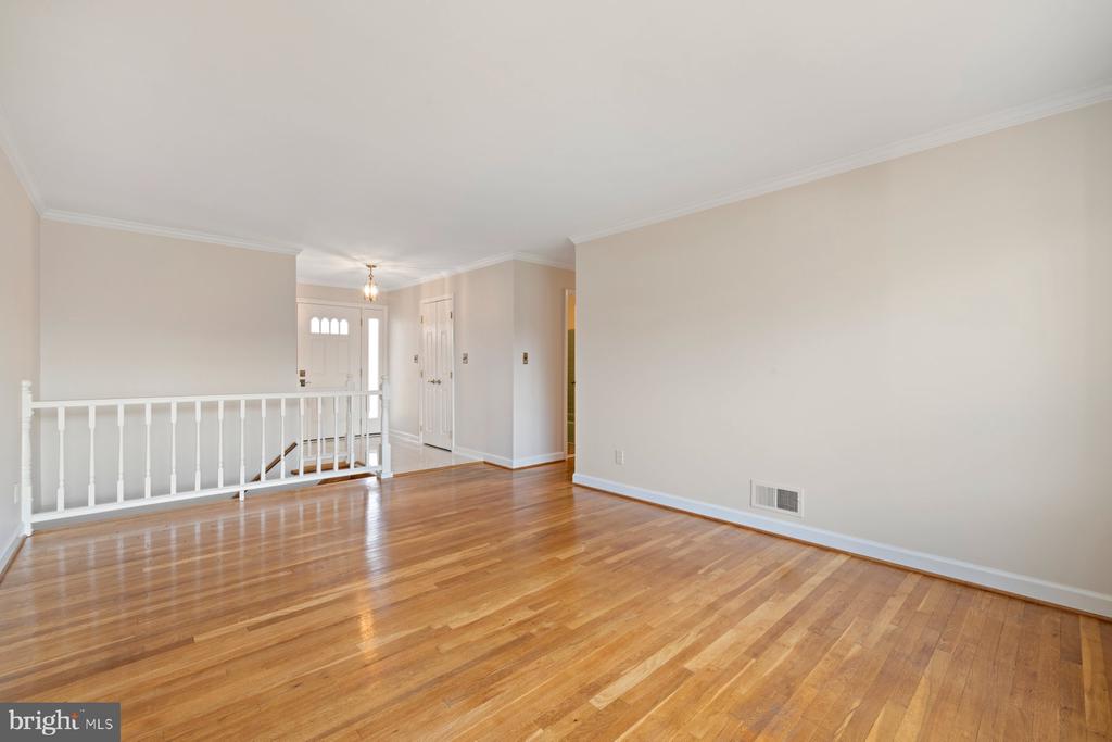 13316 PEPPER COURT