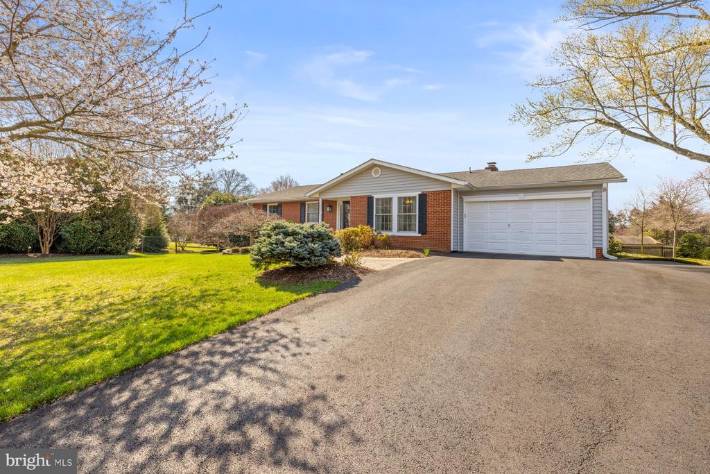 13316 PEPPER COURT