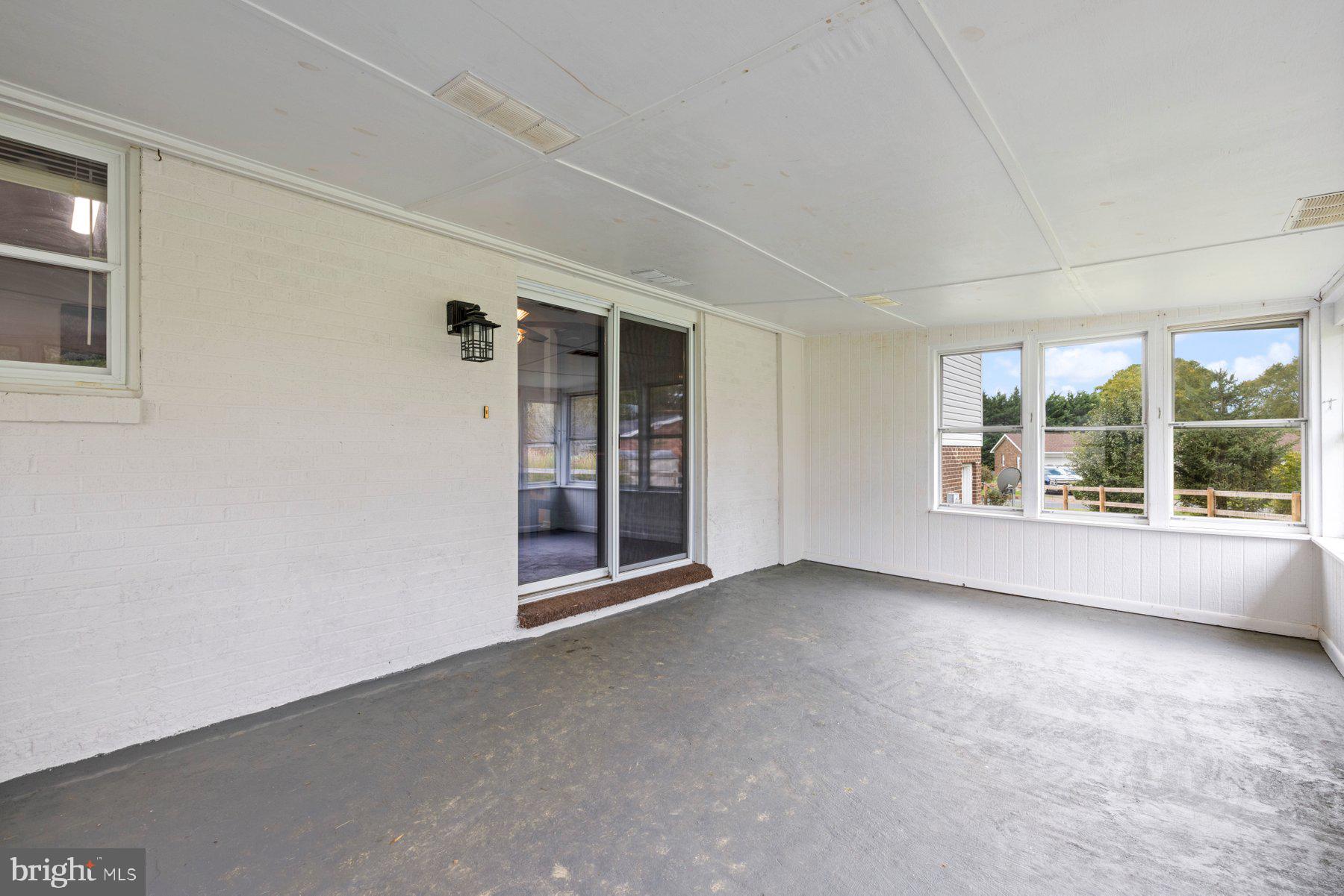 11900 BEAVERVALE ROAD
