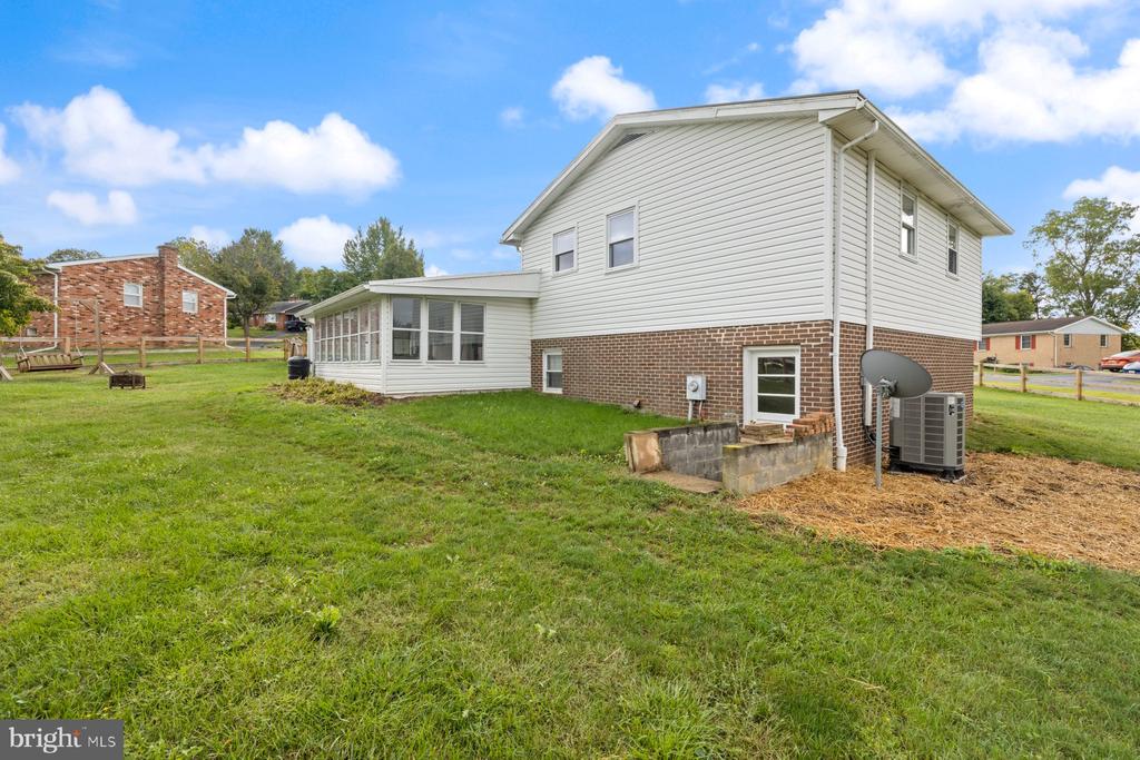 11900 BEAVERVALE ROAD