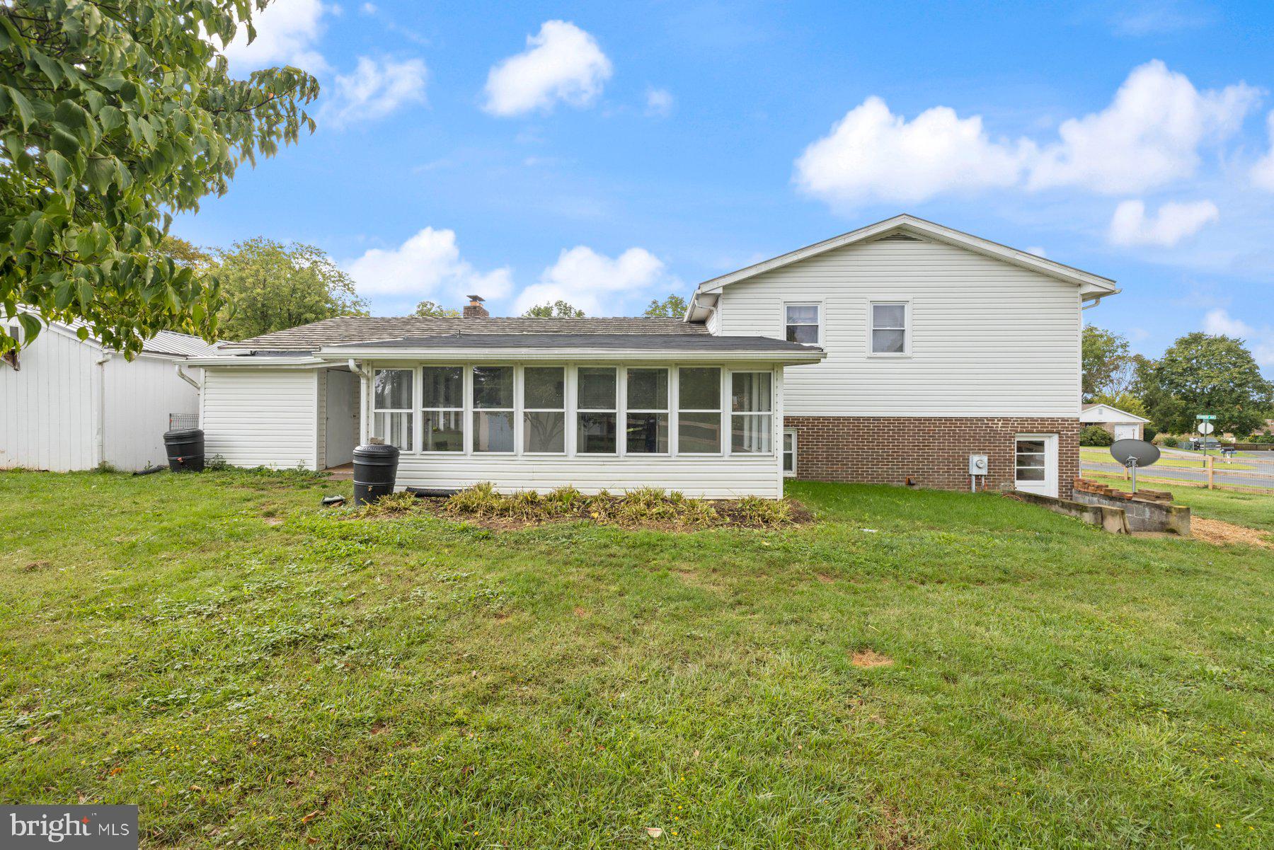 11900 BEAVERVALE ROAD