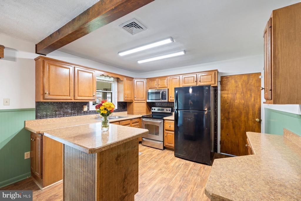 11900 BEAVERVALE ROAD