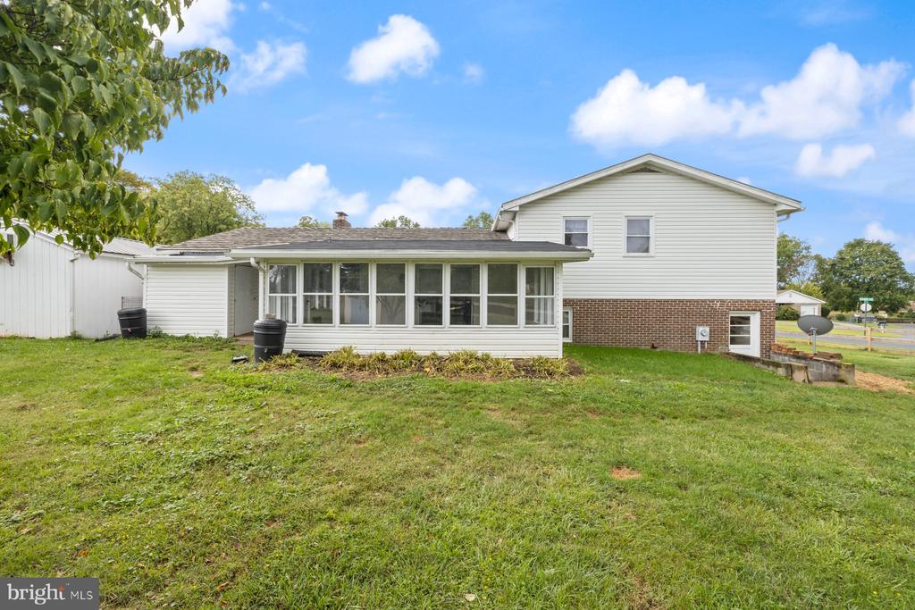 11900 BEAVERVALE ROAD