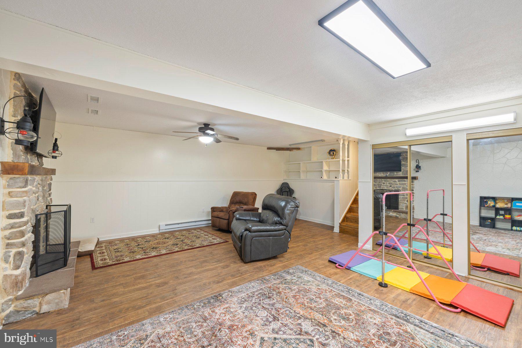 11900 BEAVERVALE ROAD