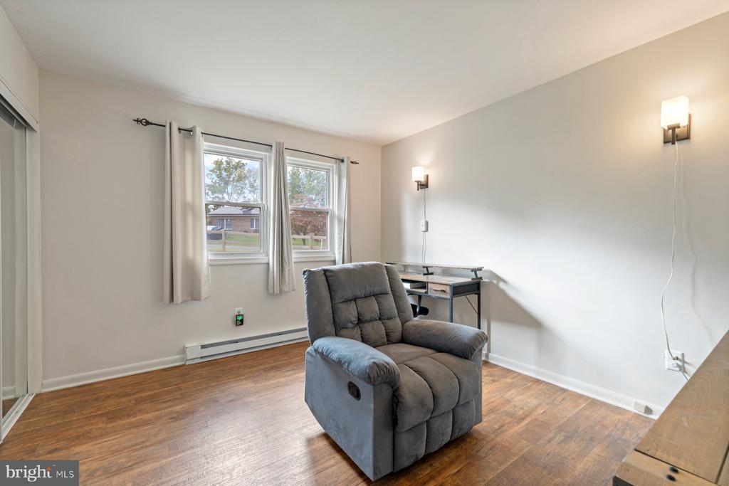 11900 BEAVERVALE ROAD