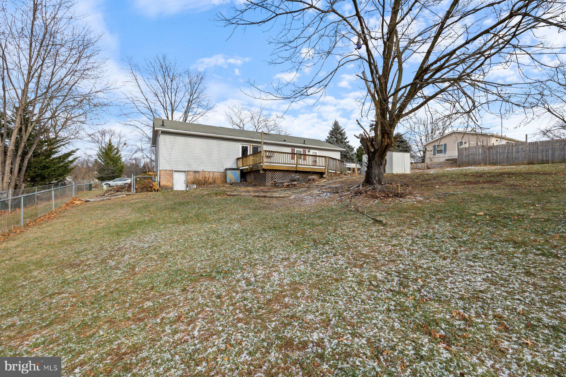 211 CARROLL COURT